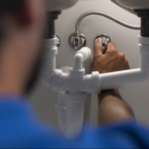 Cómo arreglar el fregadero de una cocina que se ha despegado - Ceys